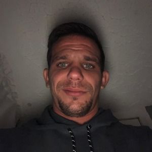 Meet your Posher, Jozsef